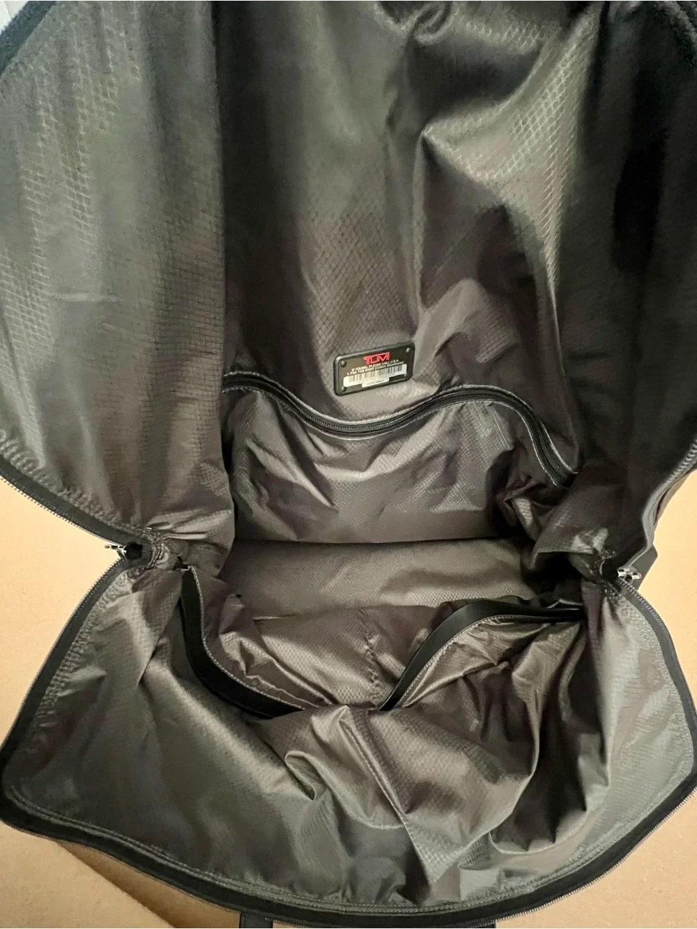 Tumi authentic hayden